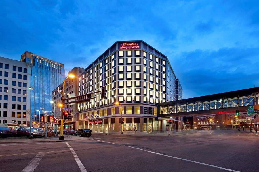 Hampton Inn & Suites Minneapolis Downtown