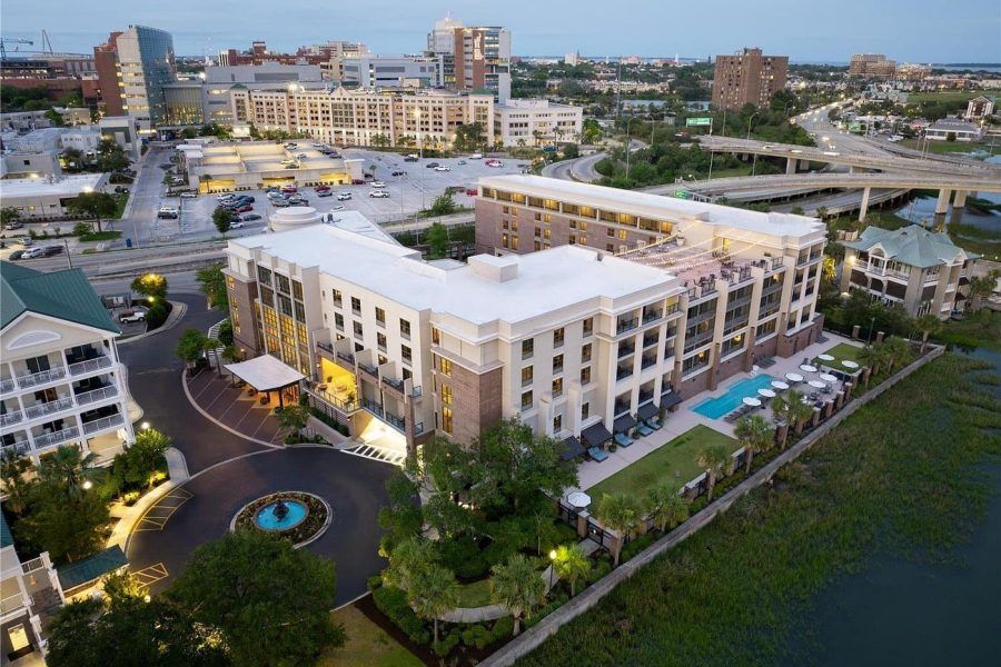 Hilton Garden Inn Charleston Waterfront Downtown