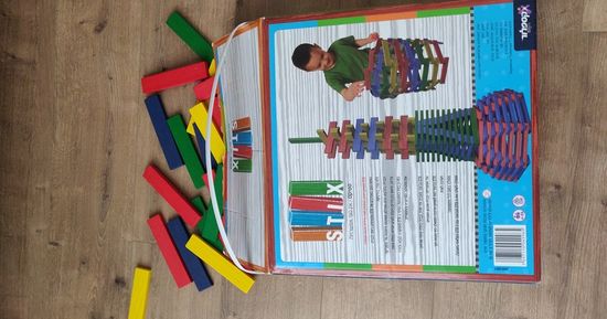 Stix משחק כפיסי עץ