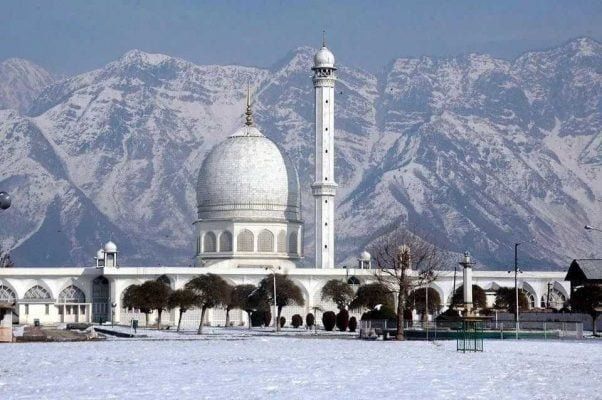 Hazratbal Shrine | Dal Lake Kashmir-Hikerwolf