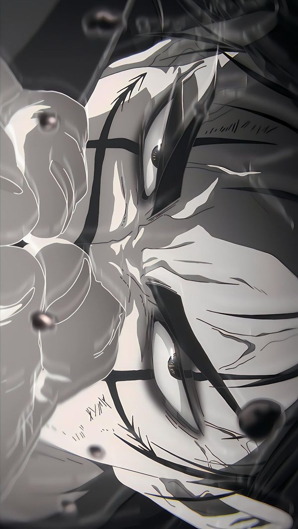 Eye Focus Monochrome
