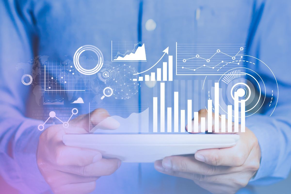 AnalytiQ - Data analytics and reporting system