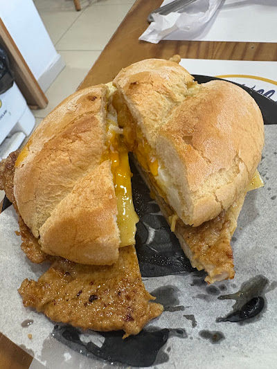 Bifanas de Vendas Novas - O Canto das Bifanas