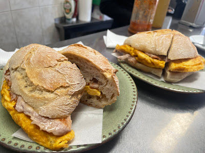 Bifanas - O Triângulo da Ribeira