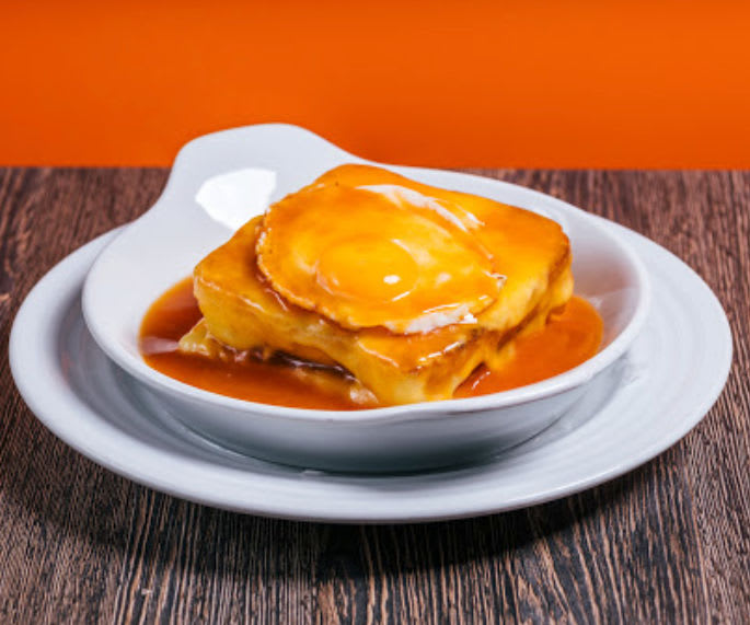 Francesinha - Barcarola (Porto)
