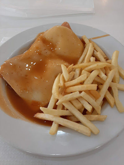 Francesinha - Boca Doce Carvalhos