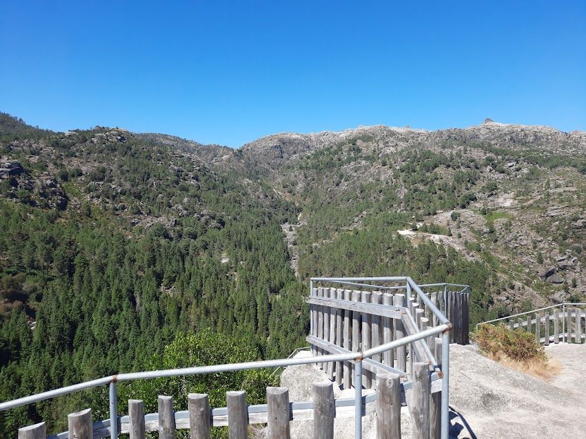 Miradouro das Rocas (Terras de Bouro)