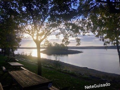 Praia Fluvial de Orellana (Orellana la Vieja)