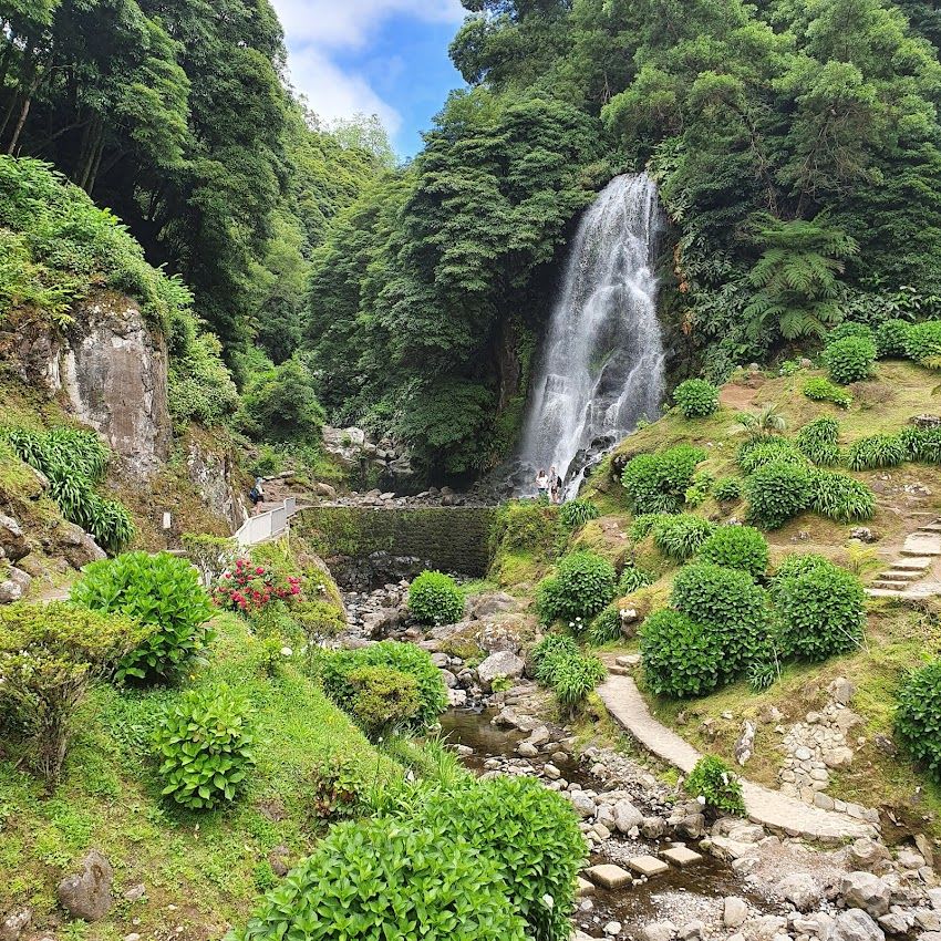 Cascata da Ribeira dos Caldeirões (Nordeste)