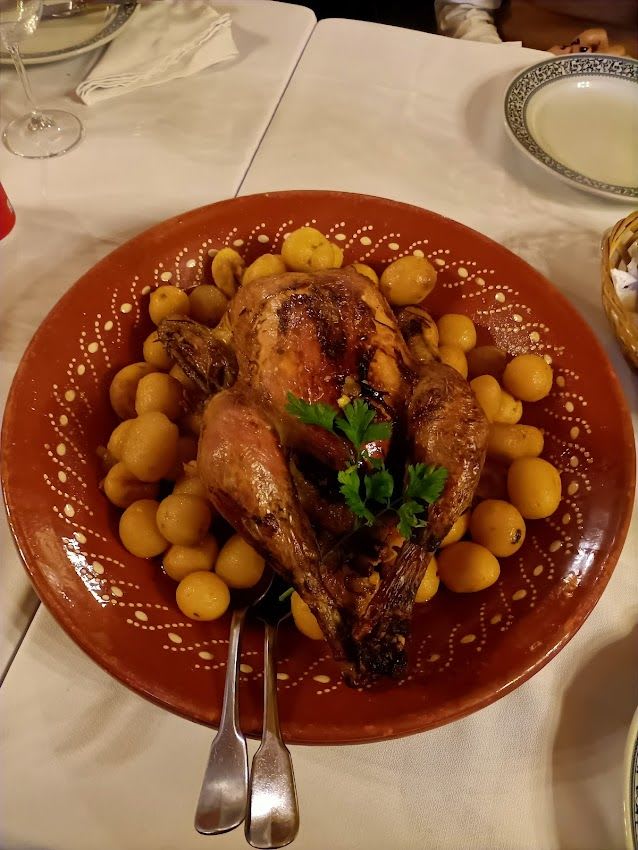 Galo assado à moda de Barcelos - Restaurante Pedra Furada (Barcelos)