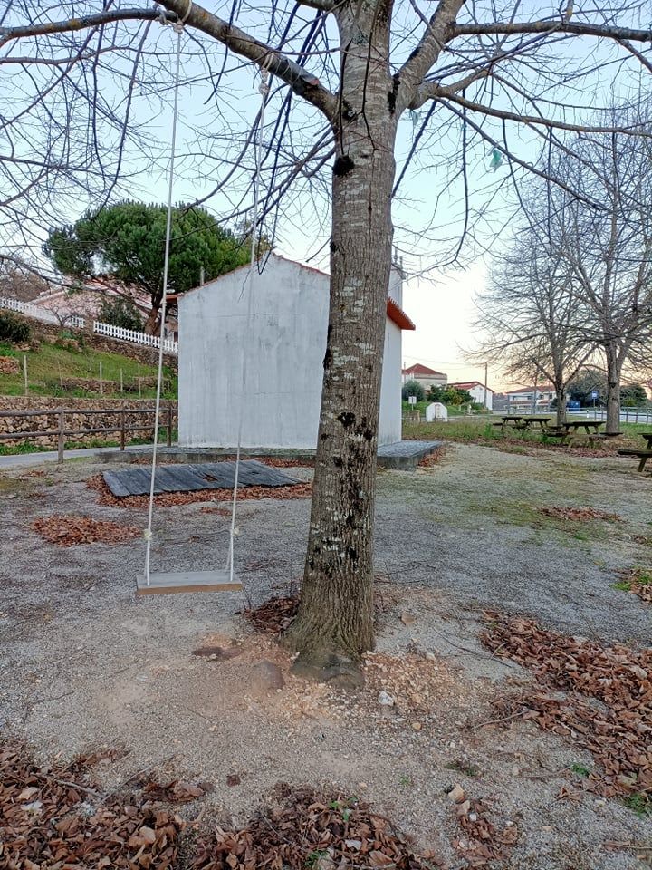 Baloiço da Capela de Santo António (Condeixa-a-Nova)