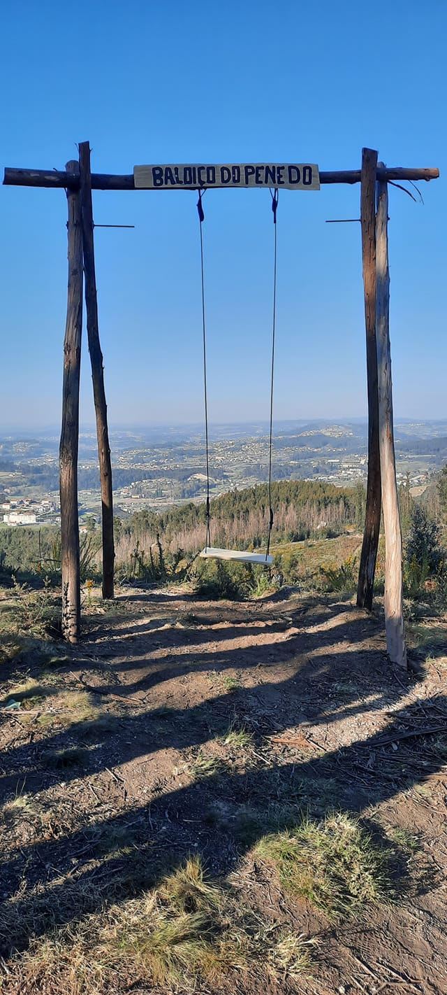 Baloiço do Penedo (Bustelo, Penafiel)