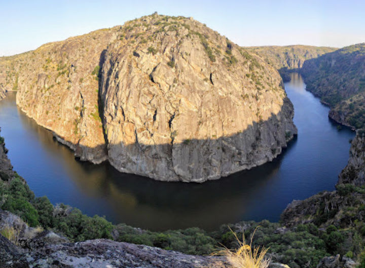 Miradouro Vale da Águia / Castrilhouço (Miranda do Douro)