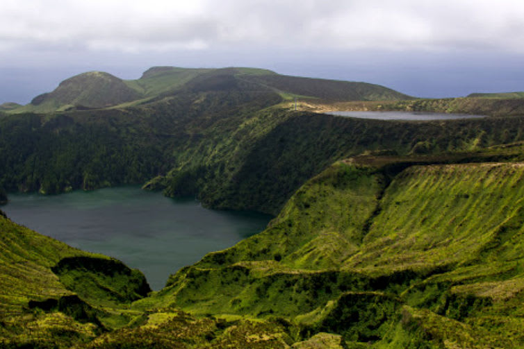 Miradouro Lagoas Rasa e Funda (Lajes das Flores)