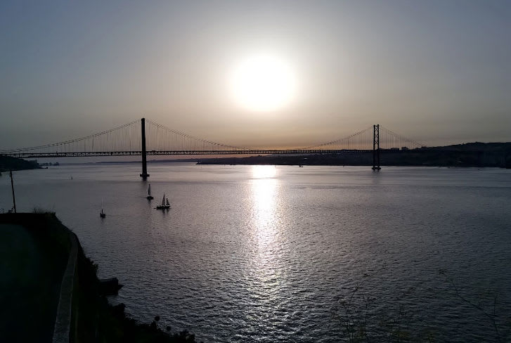 Miradouro do Elevador Panorâmico da Boca do Vento (Almada)