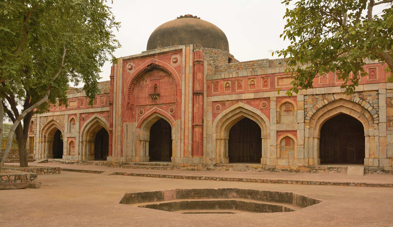 Jamali Kamali Mosque and Tomb