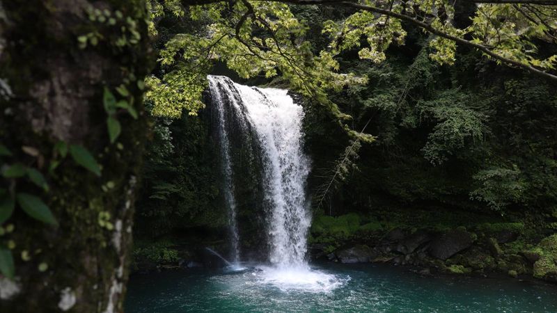 Kune Waterfalls