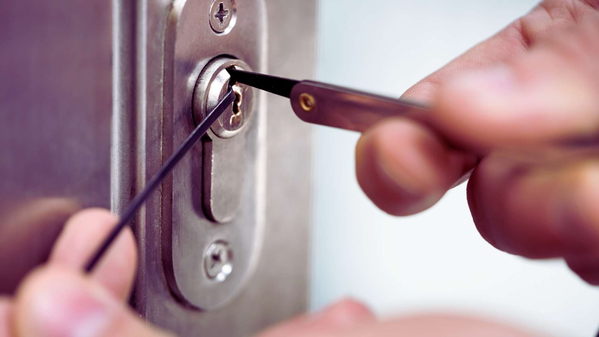 Storage Unit Lockout in Jber, AK