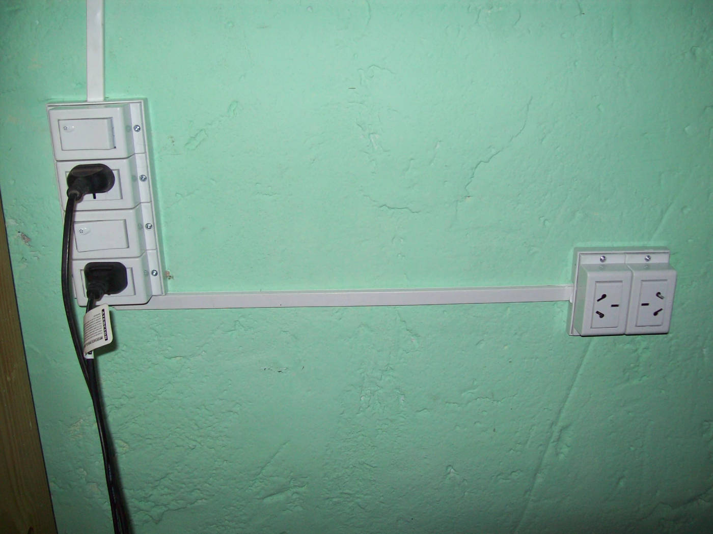 ELECTRICIDAD HOGAREÑA ECONOMICA DE BARRIO (CAMBIO O COLOCION TERMICA/MODULOS/PLAFONES/CABLE CANAL) - REVISIONES VARIAS ZONAS — foto 3