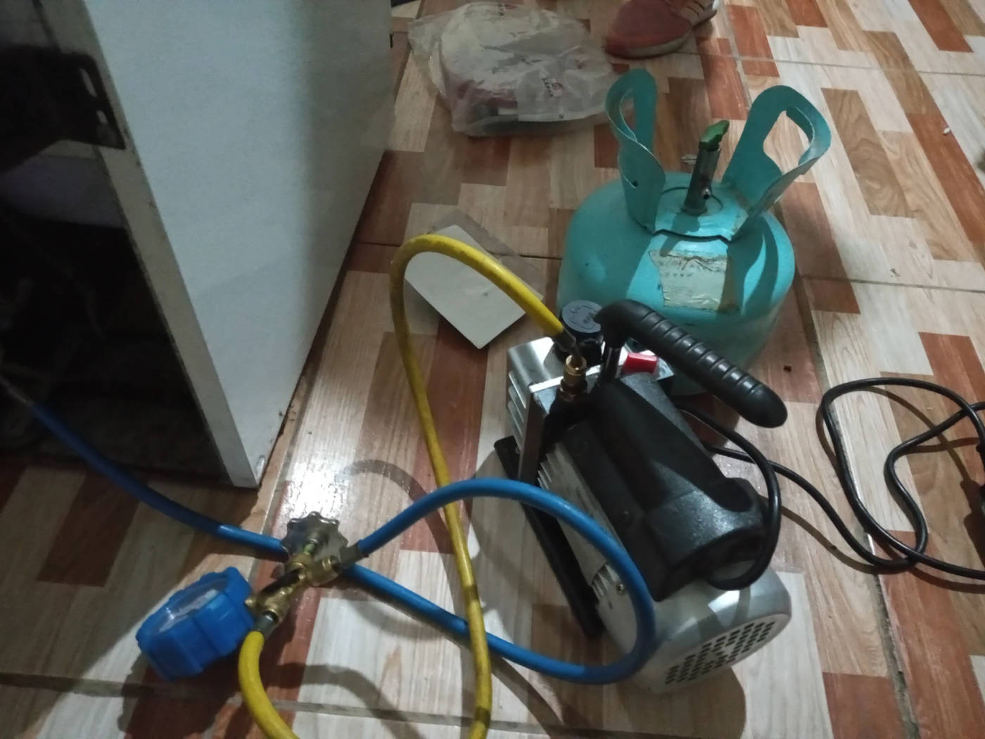 RECARGA GAS REFRIGERANTE PARA HELADERA-TAMBIEN FREEZER POZO-VARIAS ZONAS (INVERTI AHORA-ANTES QUE GANE EL VERANO) — foto 2