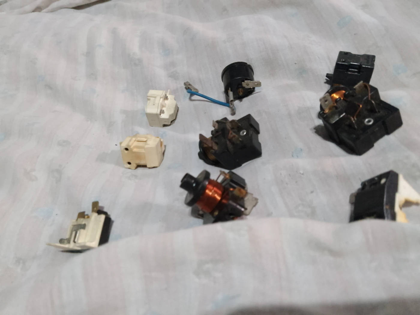 arrancadores-relay-termico-motor heladera/freezer/repuesto refrigeracion usados andan (testeados) — foto 2