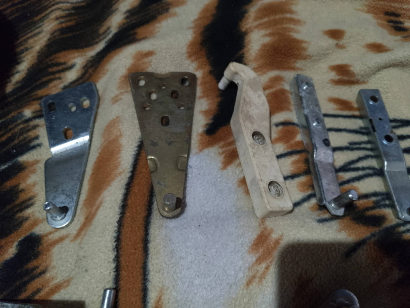 bisagras puerta heladera (repuesto usado originales) buen estado  — foto 3