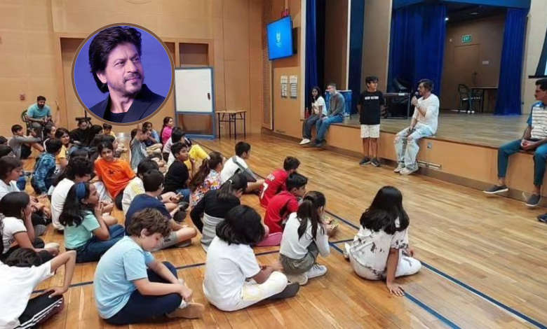 Shah Rukh Khan Attends Son AbRam Khan's School Event