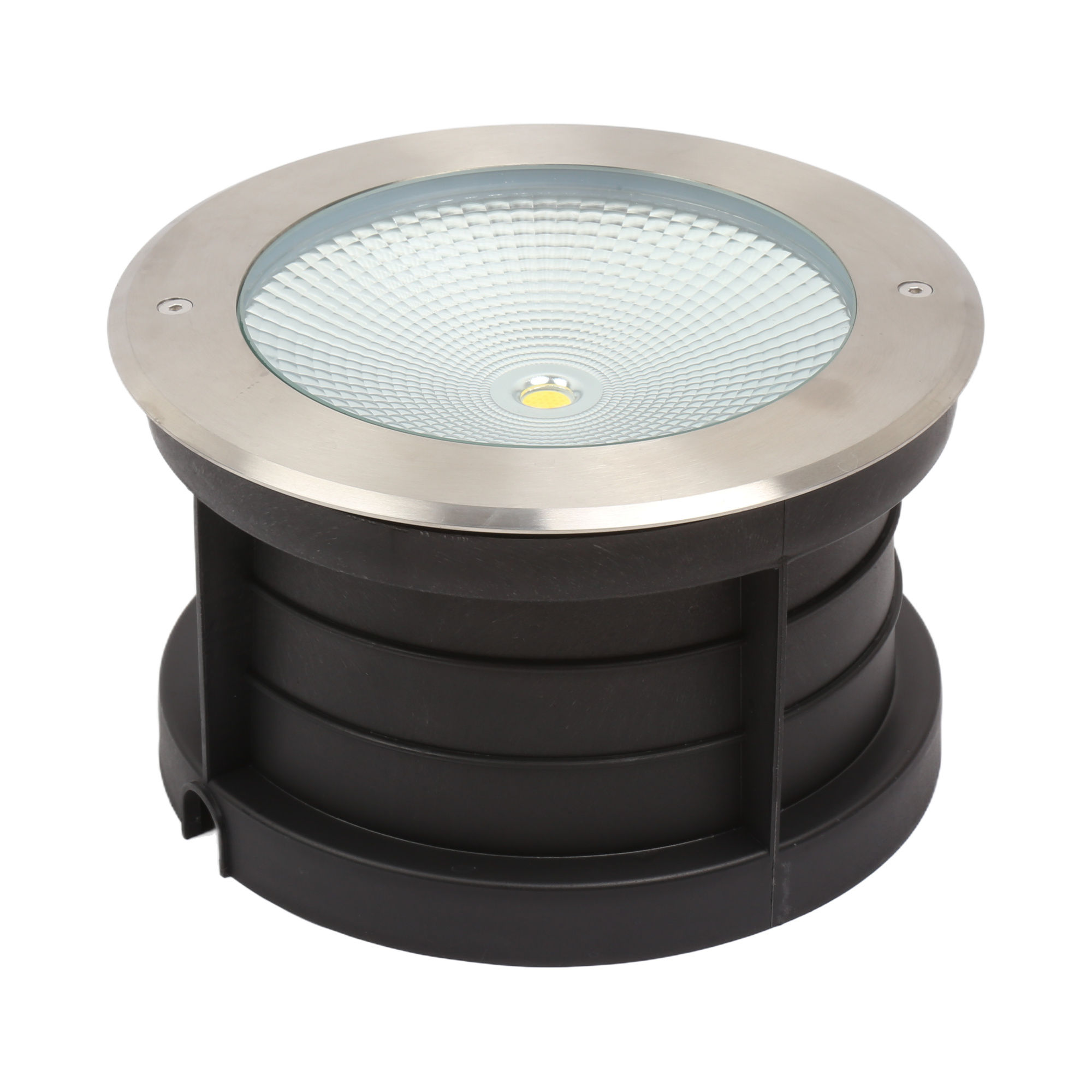westgate-iglc-d9-30w-mctp-120d-d-inground-light-angle.jpg