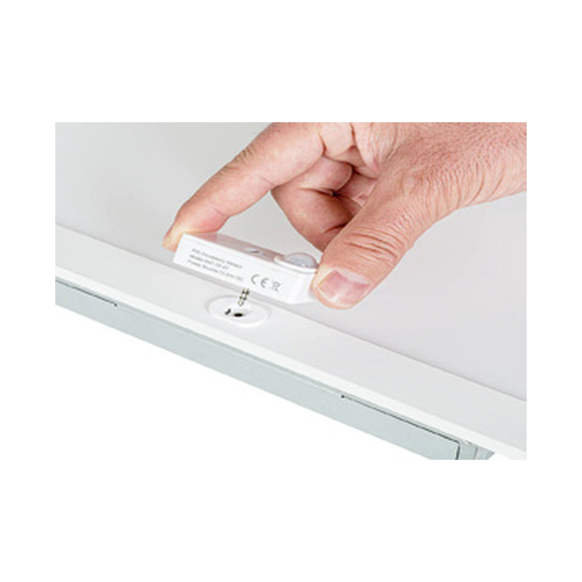 westgate-lpnp-2x2-mctp5-sr-flat-panel-sensor-socket.jpg