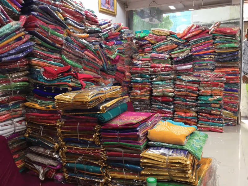 Best Wholesale Cloth Market in Surat