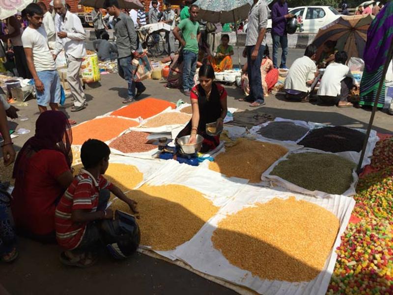Wholesale Grocery Market in Delhi