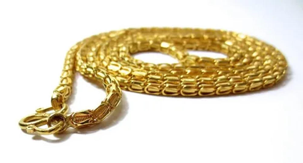 The Best Gold Chains for Men in 2025