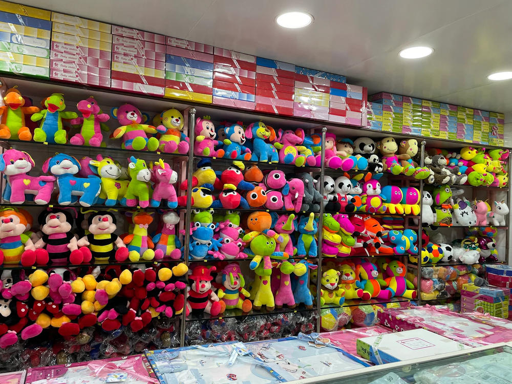 toys wholesale market in mumbai