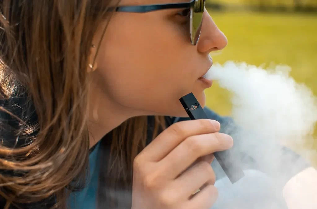 Are Lost Mary Vapes refillable?