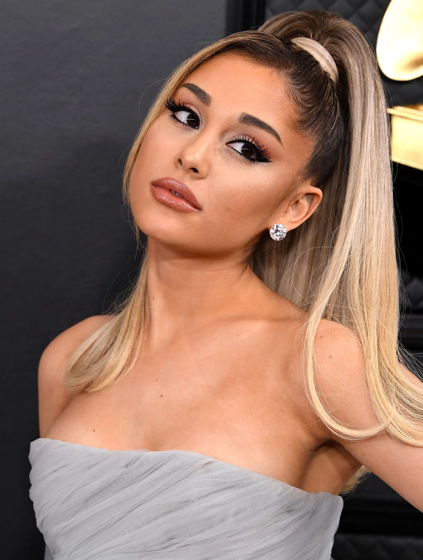 Top 10 Most Popular Singers in the World - 2025