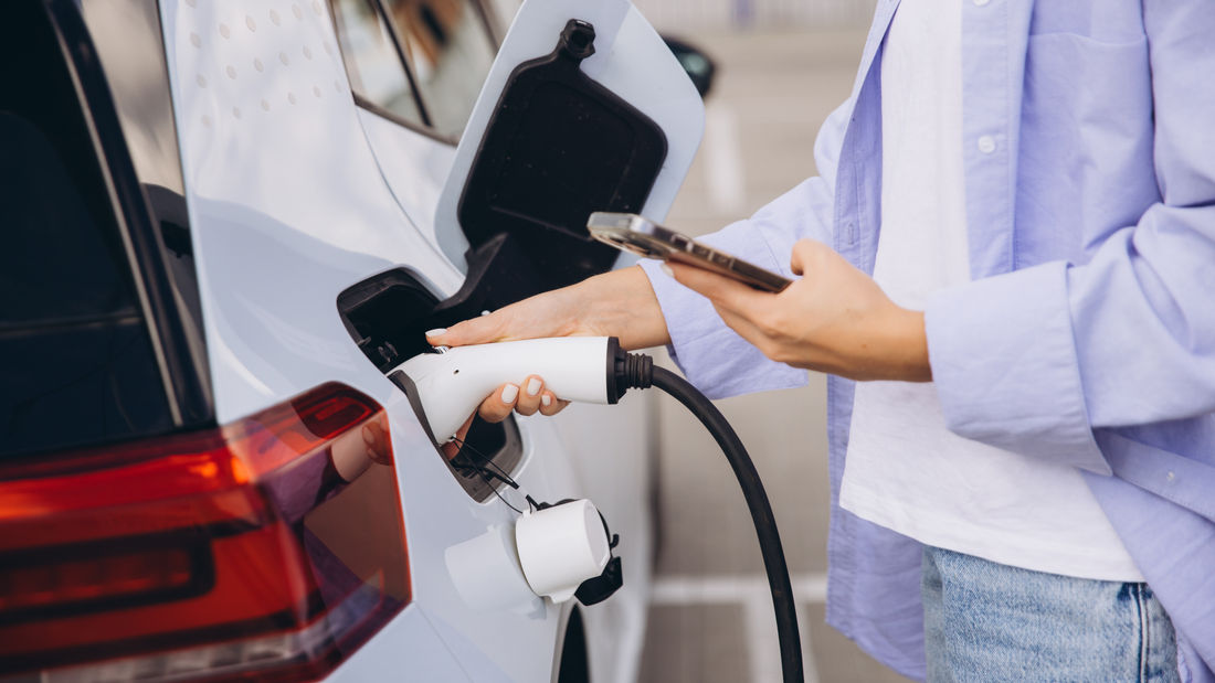elektroauto_ladevorgang_20260409