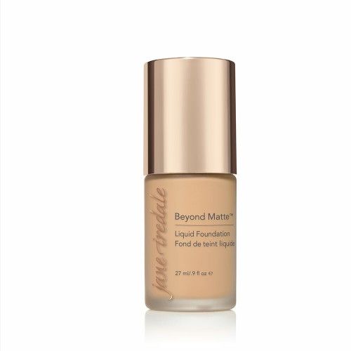 Beyond Matte Liquid Foundation - M8 - Rillaar