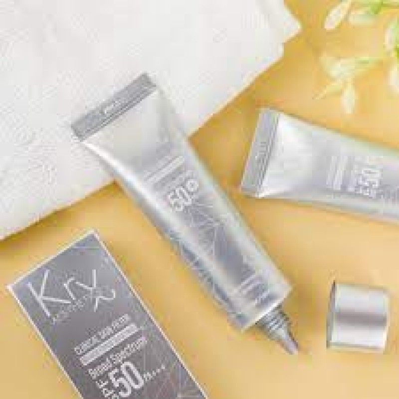 Krx Aesthetics - spf 50+ PA +++ met kleurtje medium/dark 30ml - Londerzeel