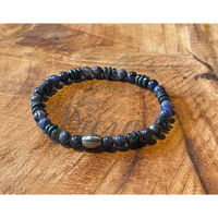 Enam batu sodalite - Peer