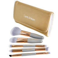 Travelset brushes  - Sint-Niklaas
