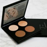 Glo Medium To Dark Contour Kit  - Ruisbroek