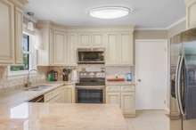 Granite counter top and SS appliances