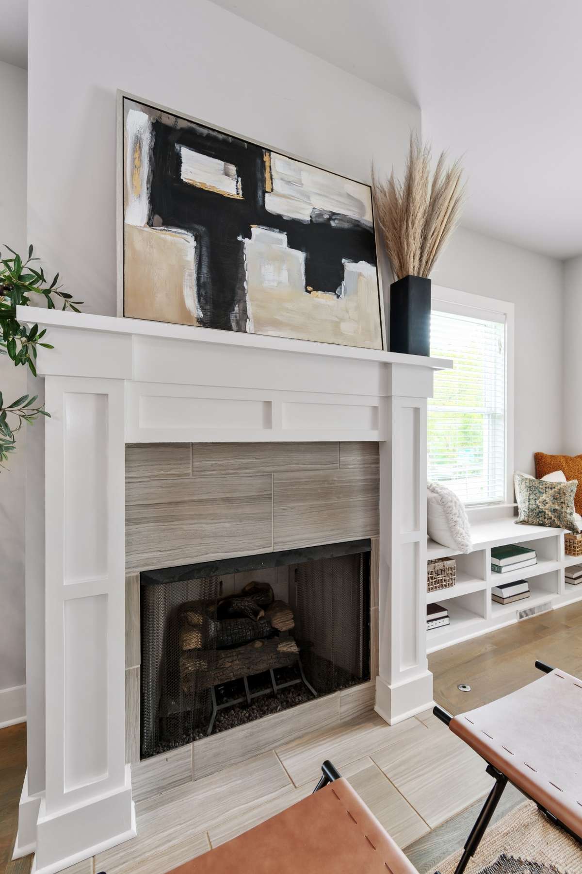Gas fireplace
