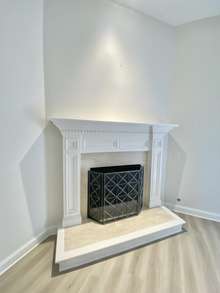 Gas fireplace