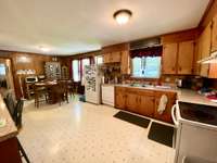 HUGE kitchen space!