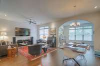 Open floorplan: Combined Great Room/Dining Room