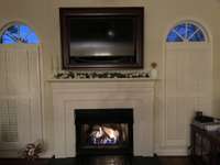 Gas fireplace with remote control. Instant heat even when the electricity goes off. 2-year old Amazon Fire TV can stay if written into the contract. HDMI connection next to fireplace so no need to go behind the TV to connect or disconnect cable.