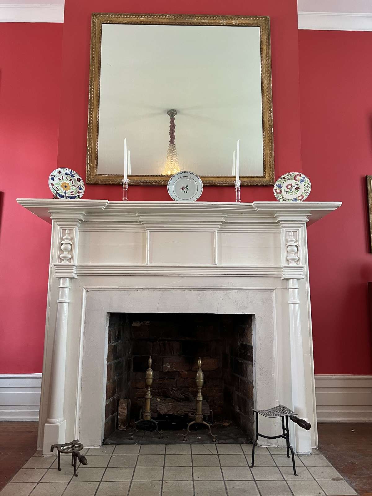 LIVING ROOM FIREPLACE