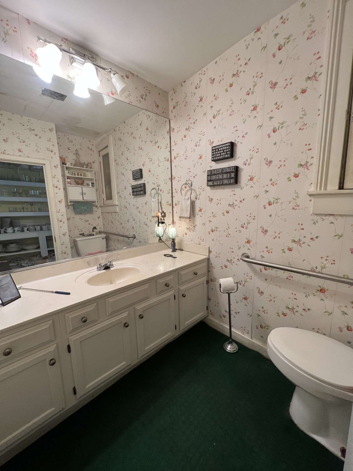DOWNSTAIRS POWDER ROOM