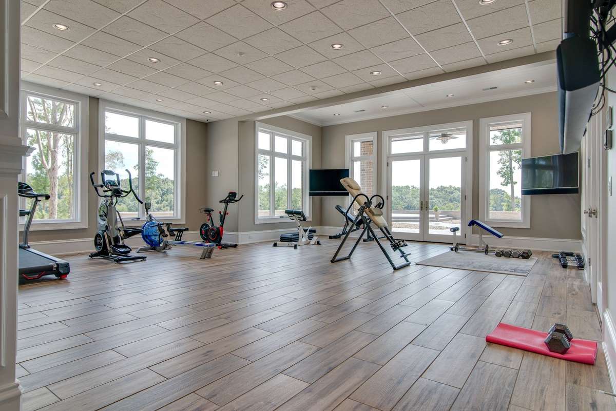 No need for a gym membership when this space makes the perfect, private gym, with lake views to boot!